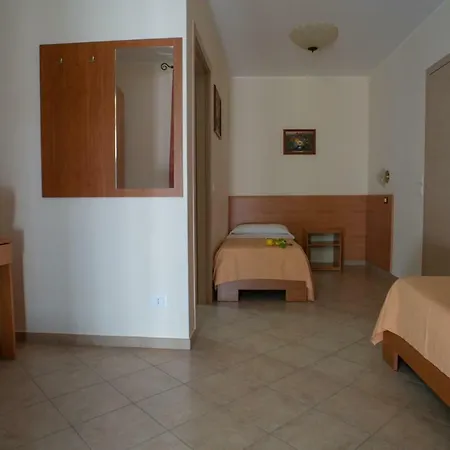 فندق مبيت وإفطار Il Giardino Di Zefiro 3*