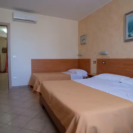 Bed & Breakfast Il Giardino Di Zefiro Gioiosa Marea